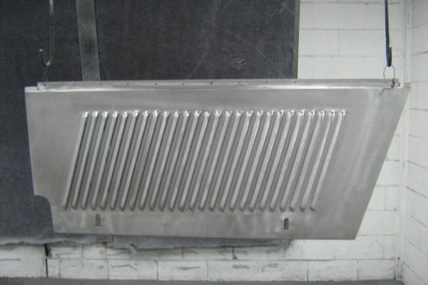 bentely-engine-side-panel-bfr-epoxy7445F3B5-4808-2622-7C75-1A35749DFD10.jpg